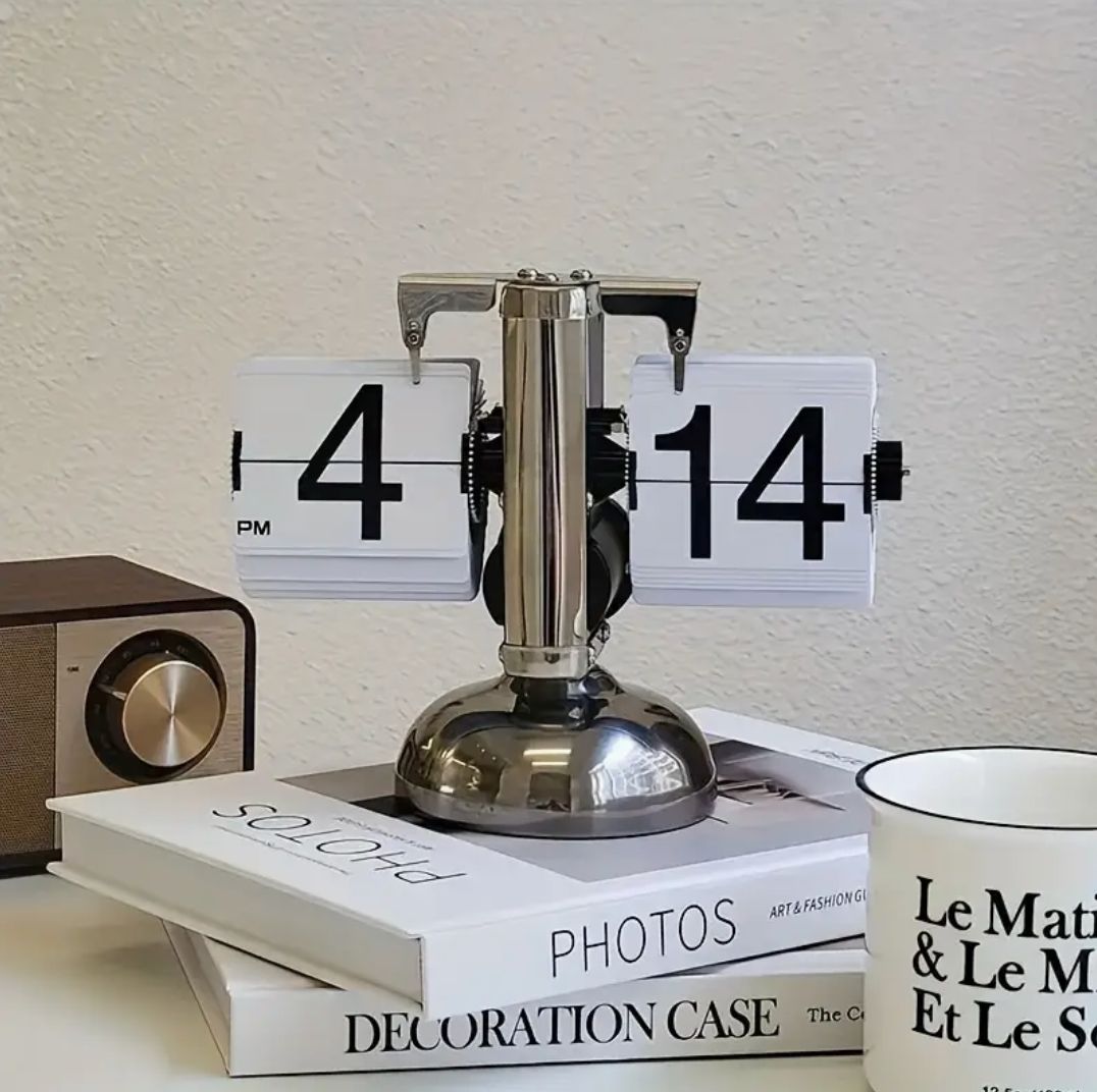 Digital Auto Flip Clock
